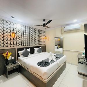Family King Suite